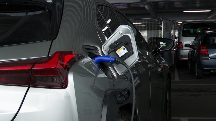 LEXUS UX ELECTRIC HATCHBACK 300e 150kW 54.3 kWh 5dr E-CVT